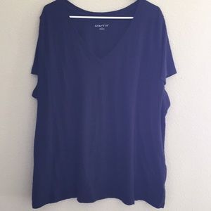 3X navy blue Ava & Viv v-neck tee